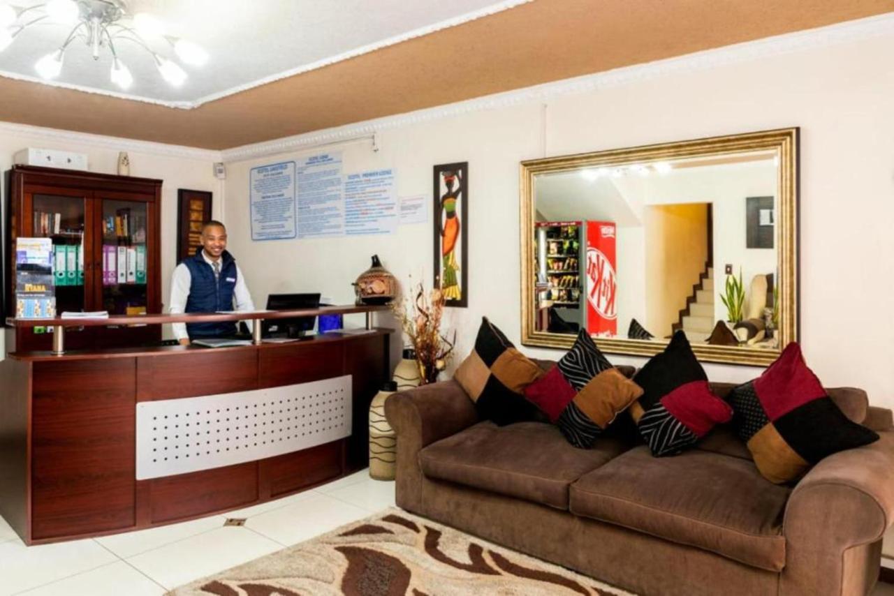 Ecotel Premier Lodge & Conference Centre Бенони Экстерьер фото
