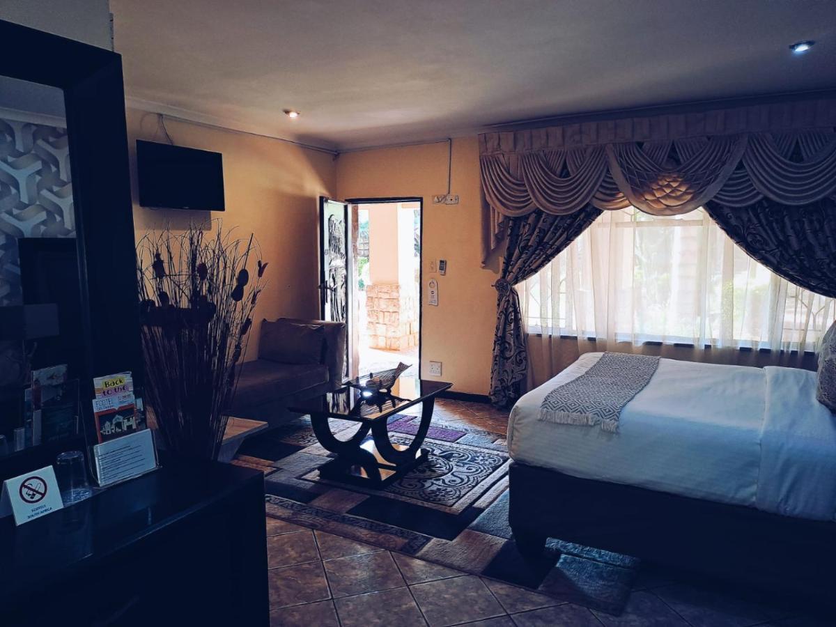 Ecotel Premier Lodge & Conference Centre Бенони Экстерьер фото