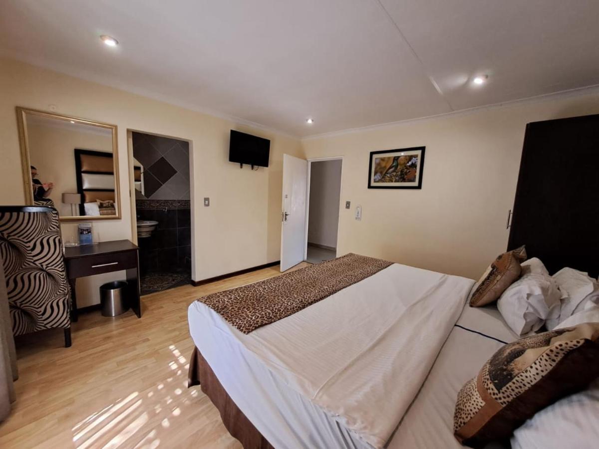Ecotel Premier Lodge & Conference Centre Бенони Экстерьер фото